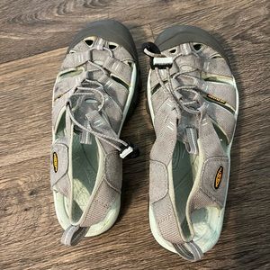 Keen Whisper sandals, size 10. Used.